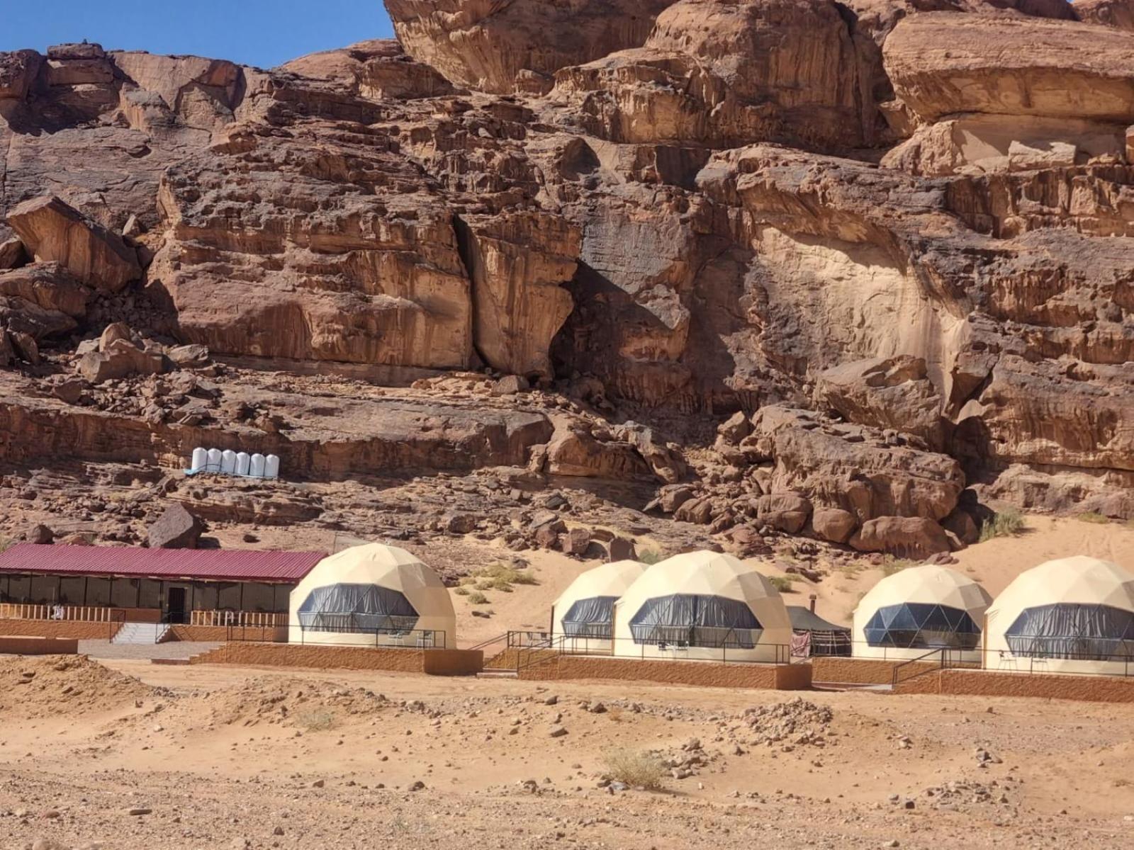 Salma Desert Camp Wadi Rum Exteriör bild